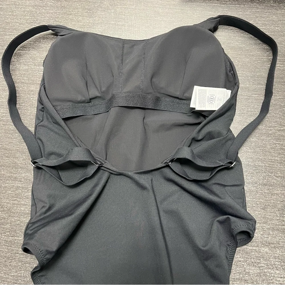 Athleta Women’s Hermosa Black One Piece Swimsuit XS 657678